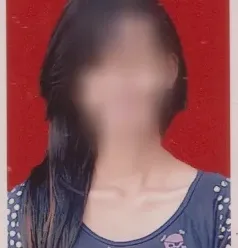 Anna, 35