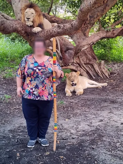 Ayse, 31