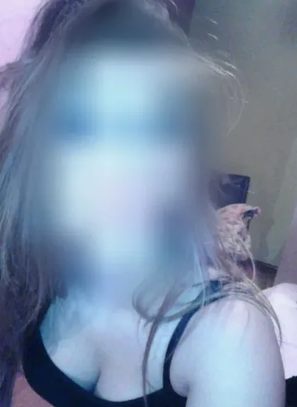 Cara, 25