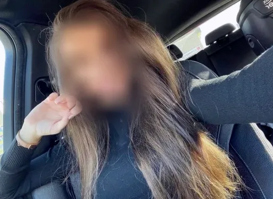 Charlotte, 33