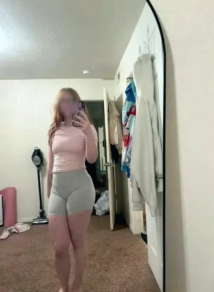 Hannah, 30