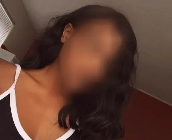 Jacqueline, 25