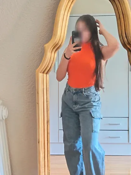Jessica, 20