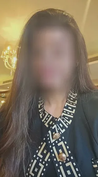 Josephine, 37