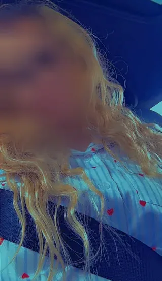 Kira, 28