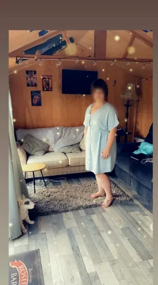 Lena, 27