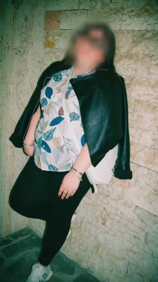 Luisa, 29