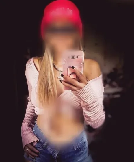 Marlene, 36