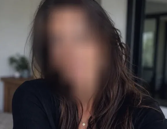 Selin, 38