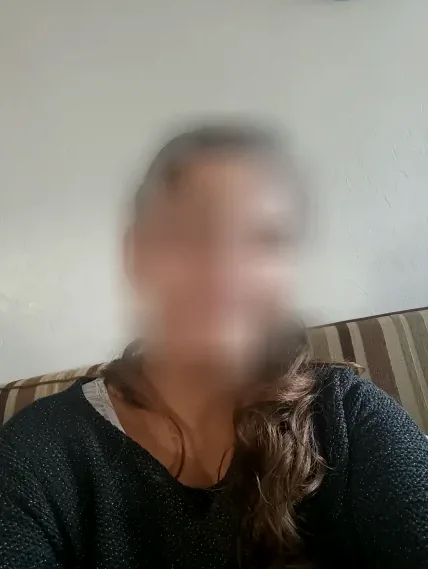 Selina, 25