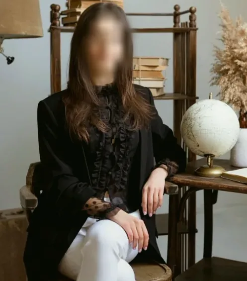 Vanessa, 31