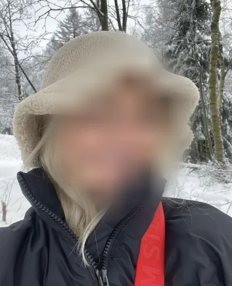 Viktoria, 20
